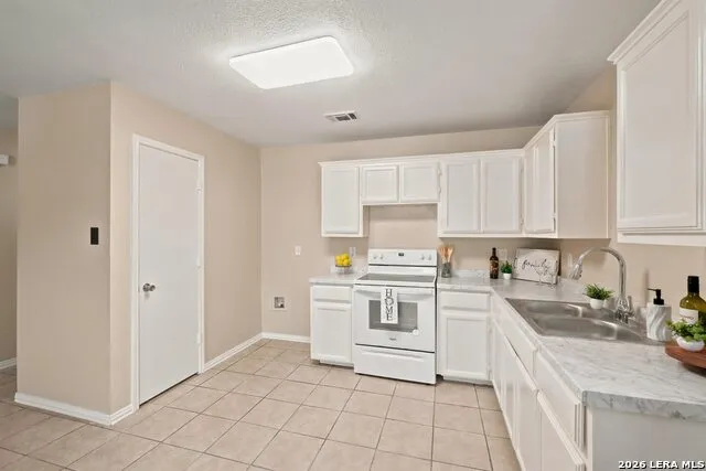 8746 Seven Seas Dr San Antonio, TX 78242
