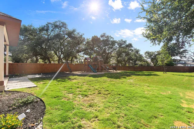 9015 Mendrin Rdg Fair Oaks Ranch, TX 78015