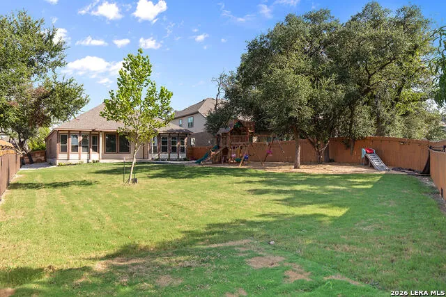 9015 Mendrin Rdg Fair Oaks Ranch, TX 78015