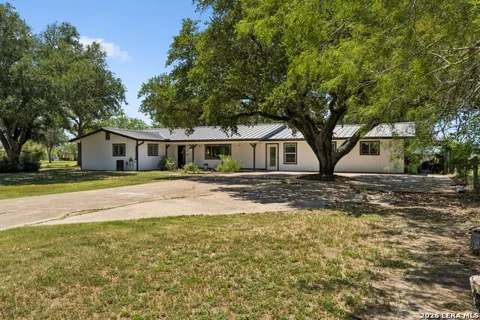 6483 US HIGHWAY 90A E