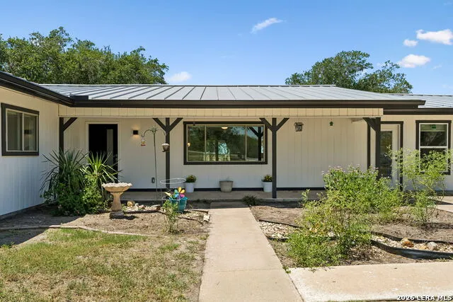 6483 US HIGHWAY 90A E Gonzales, TX 78629