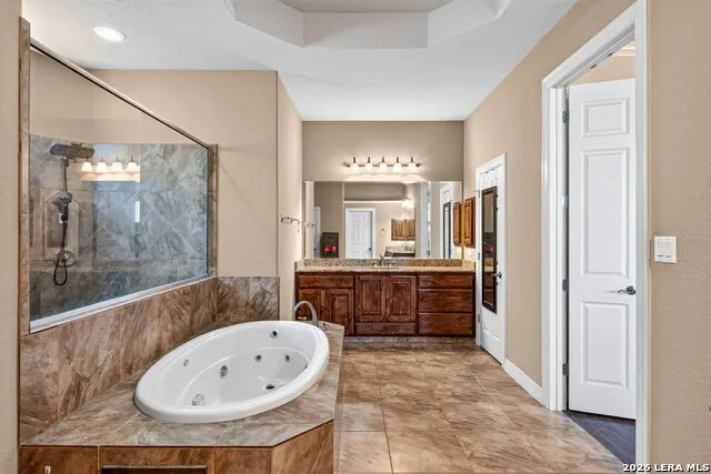 355 Pueblo Pintado Helotes, TX 78023