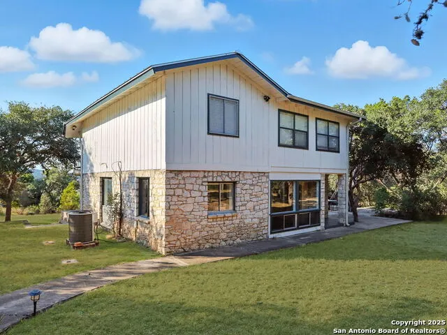 550 COUNTY ROAD 262 Mico, TX 78056