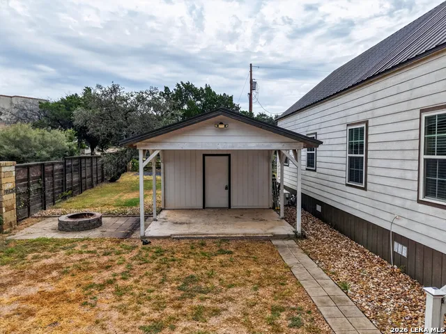 26822 blue cove rd Marble Falls, TX 78654