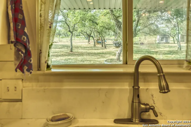 623 Fm 1796 Utopia, TX 78884