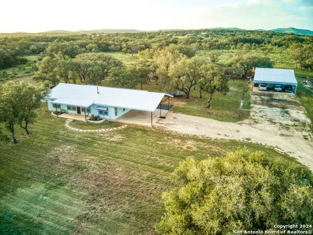 623 Fm 1796 Utopia, TX 78884