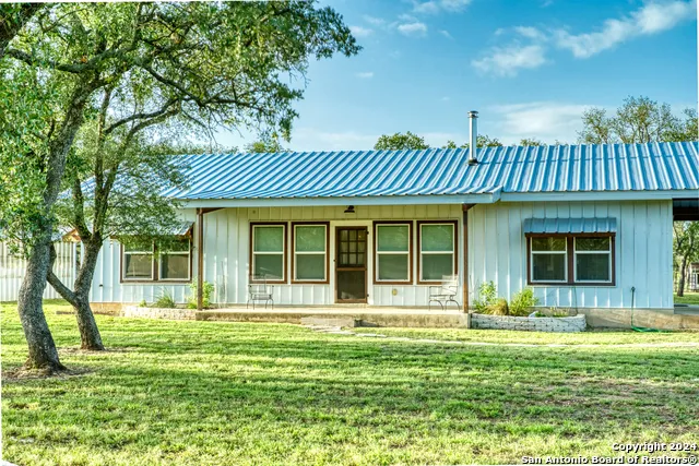 623 Fm 1796 Utopia, TX 78884