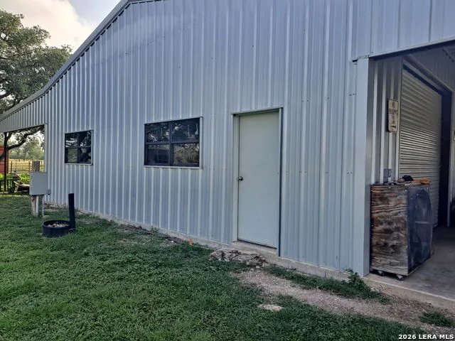 623 Fm 1796 Utopia, TX 78884