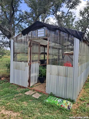 623 Fm 1796 Utopia, TX 78884