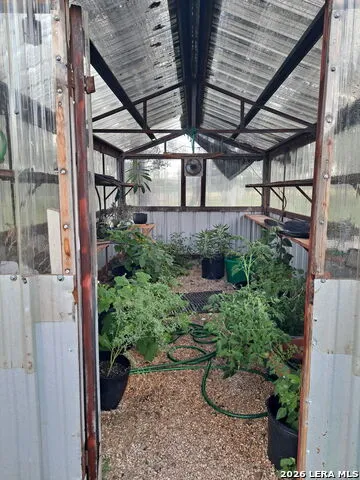 623 Fm 1796 Utopia, TX 78884