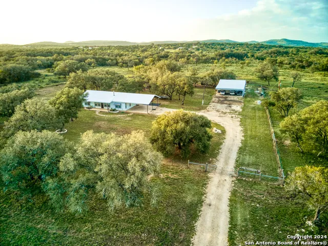 623 Fm 1796 Utopia, TX 78884