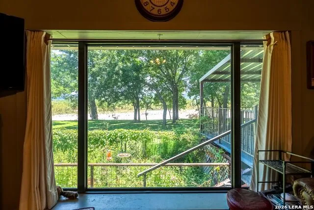 27046 State Highway 55 Uvalde, TX 78801