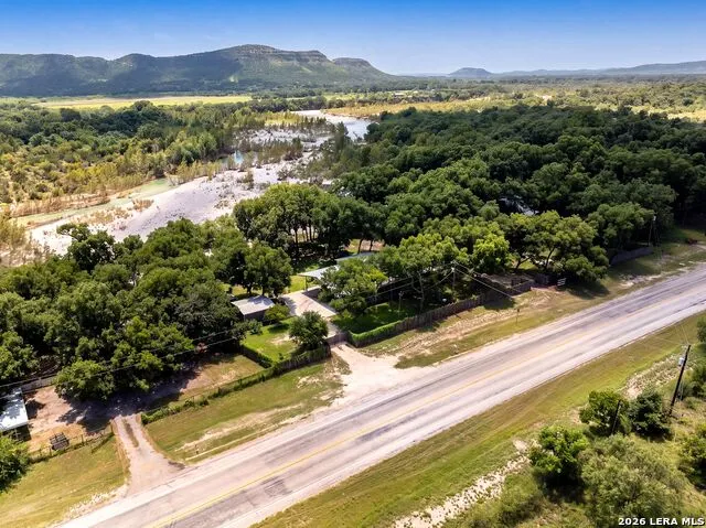 27046 State Highway 55 Uvalde, TX 78801