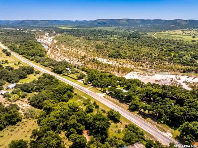 27046 State Highway 55 Uvalde, TX 78801