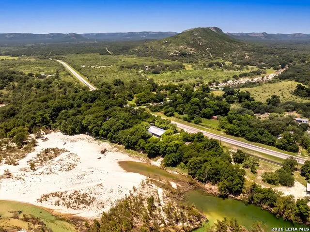 27046 State Highway 55 Uvalde, TX 78801