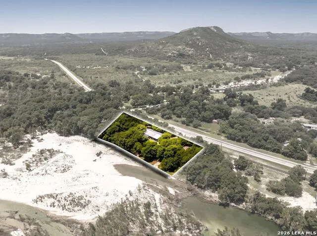 27046 State Highway 55 Uvalde, TX 78801