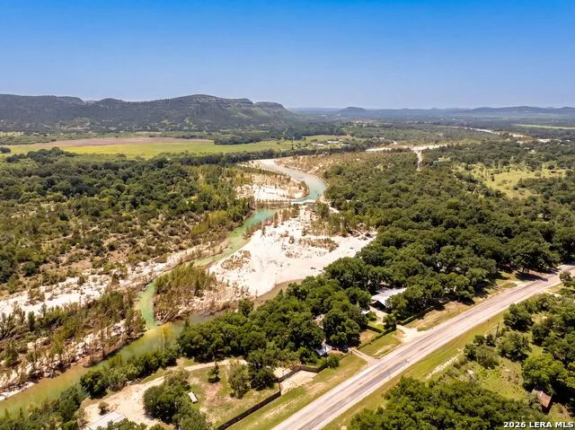 27046 State Highway 55 Uvalde, TX 78801