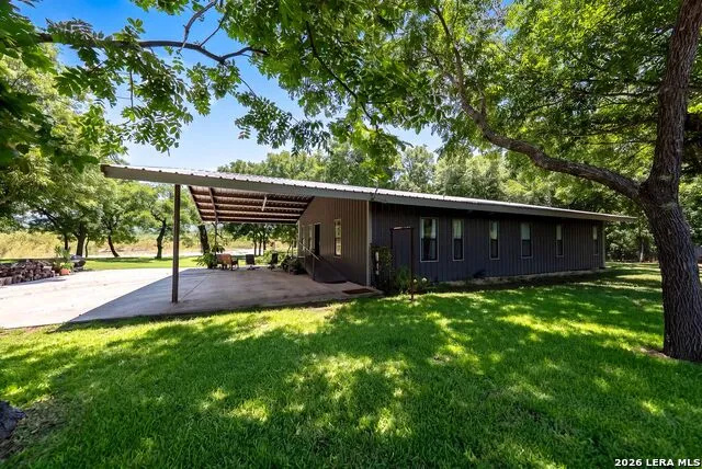 27046 State Highway 55 Uvalde, TX 78801