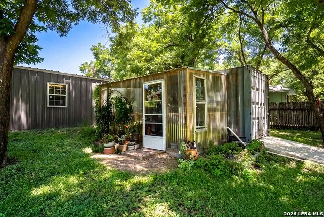 27046 State Highway 55 Uvalde, TX 78801
