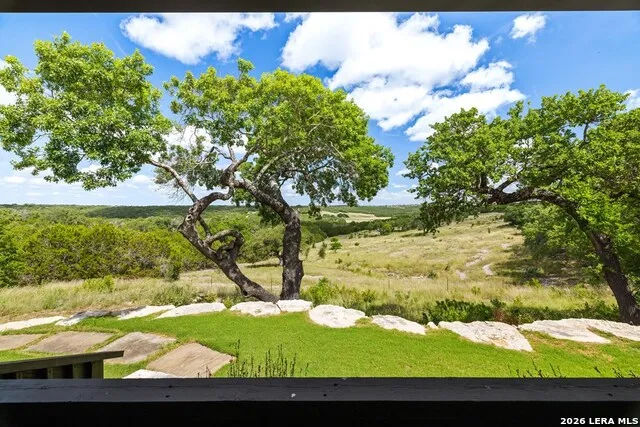 115 Yellowstone Hunt, TX 78024