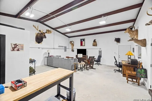115 Yellowstone Hunt, TX 78024