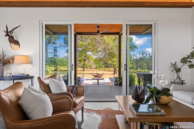 625 Triple Creek Rd Fredericksburg, TX 78624