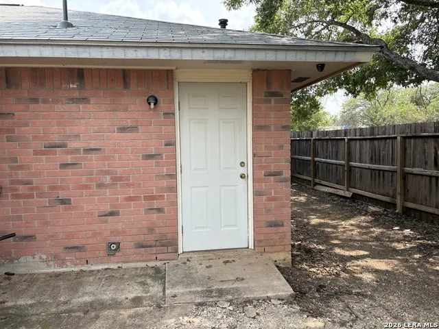 2110 21st Hondo, TX 78861