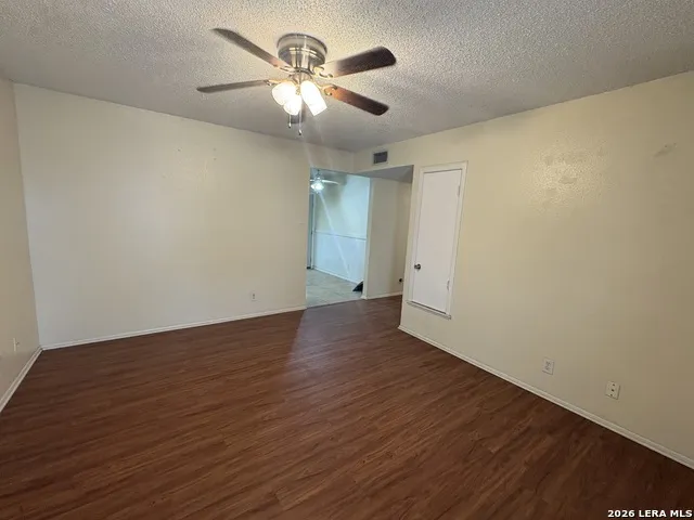 2110 21st Hondo, TX 78861