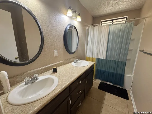 2110 21st Hondo, TX 78861