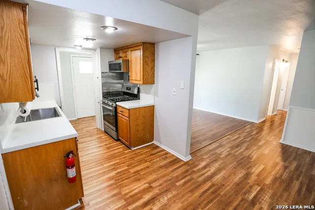 1106 CERRO ALTO DR San Antonio, TX 78213