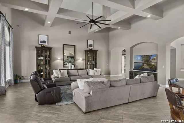 186 JOE KLAR RD Boerne, TX 78006