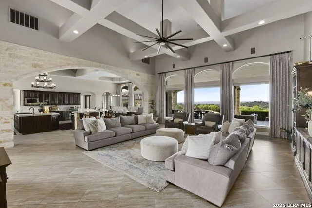 186 JOE KLAR RD Boerne, TX 78006