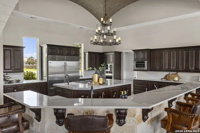 186 JOE KLAR RD Boerne, TX 78006