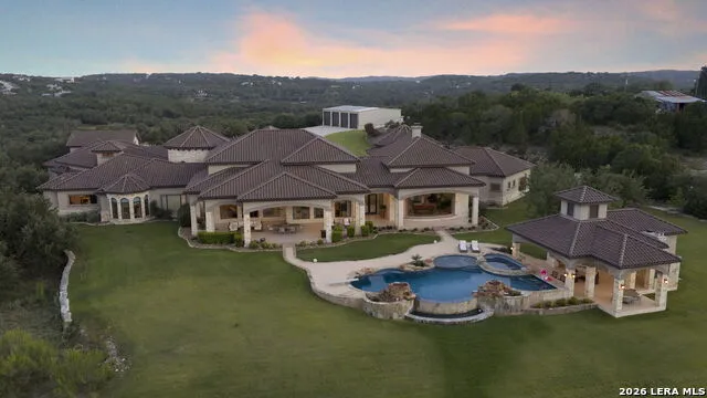 186 JOE KLAR RD Boerne, TX 78006