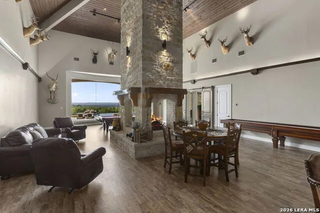 186 JOE KLAR RD Boerne, TX 78006