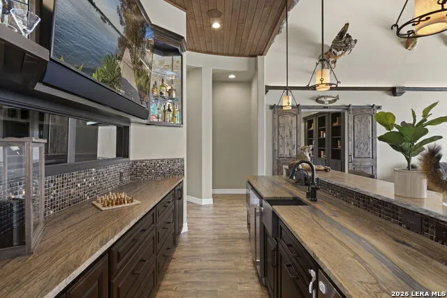 186 JOE KLAR RD Boerne, TX 78006