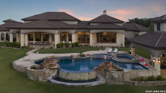 186 JOE KLAR RD Boerne, TX 78006
