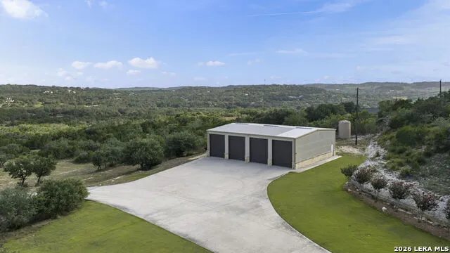 186 JOE KLAR RD Boerne, TX 78006