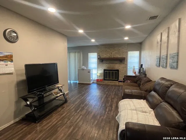 6811 Agua Calientes San Antonio, TX 78239