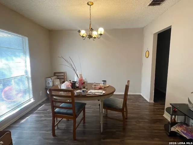 6811 Agua Calientes San Antonio, TX 78239