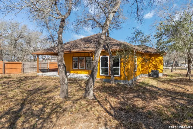 3938 New Mathis Elmendorf, TX 78112
