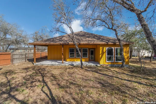 3938 New Mathis Elmendorf, TX 78112