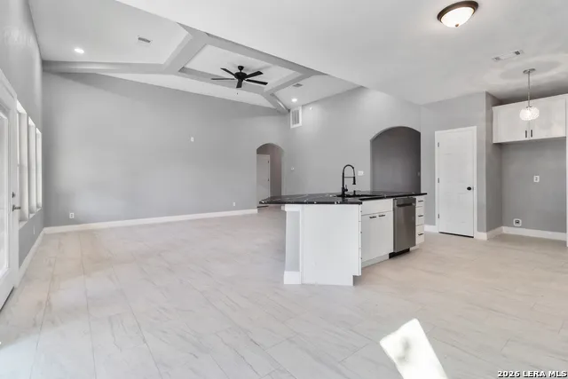 3938 New Mathis Elmendorf, TX 78112