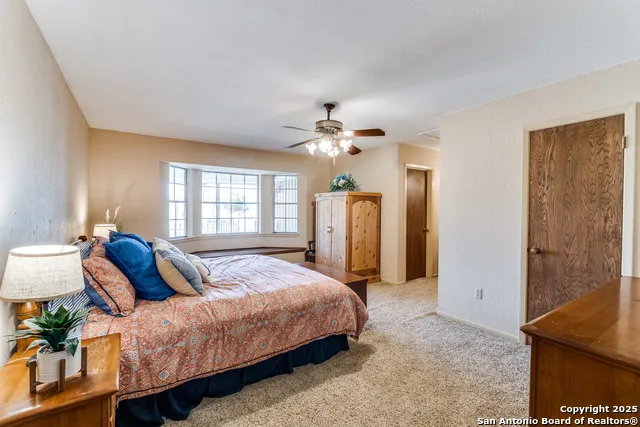 10745 Rosemar Ln Adkins, TX 78101