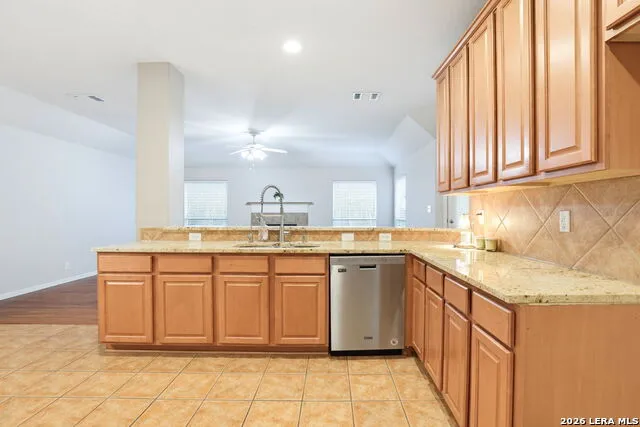 9230 Scotford Helotes, TX 78023
