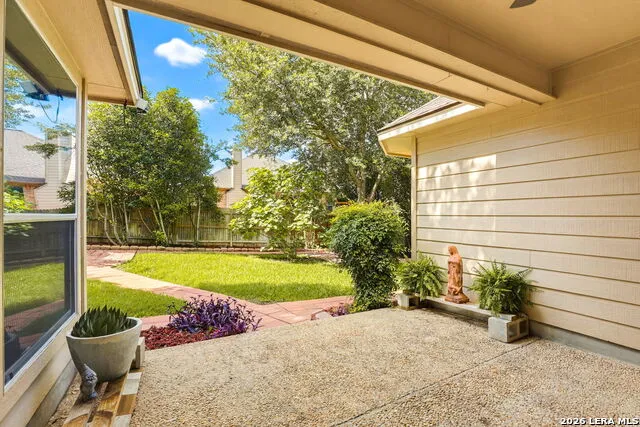 9230 Scotford Helotes, TX 78023