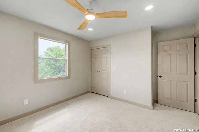 200 E MEADOW LN Wimberley, TX 78676