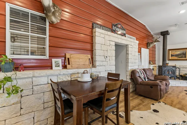 652 OVERLOOK DR Fredericksburg, TX 78624