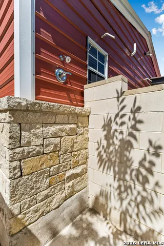 652 OVERLOOK DR Fredericksburg, TX 78624