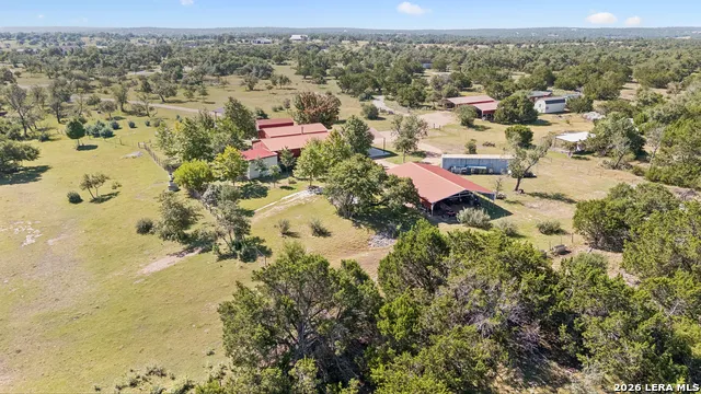652 OVERLOOK DR Fredericksburg, TX 78624